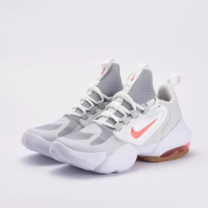 NIKE AIR MAX ALPHA SAVAGE