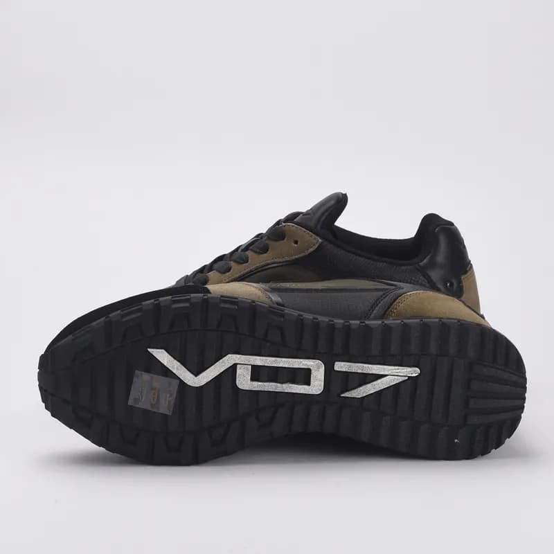 VO7 FOOTWEAR