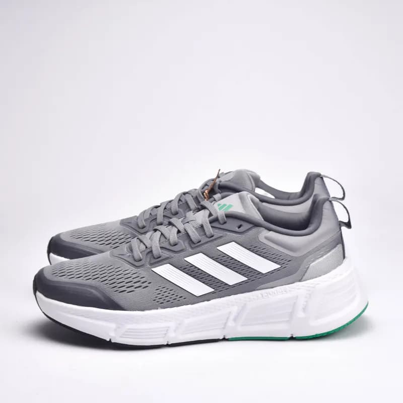 ADIDAS QUESTAR