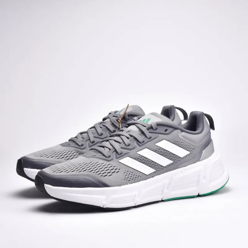 ADIDAS QUESTAR