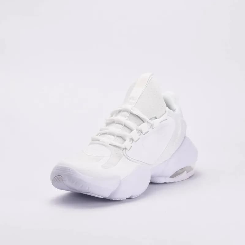 NIKE AIR MAX ALPHA SAVAGE