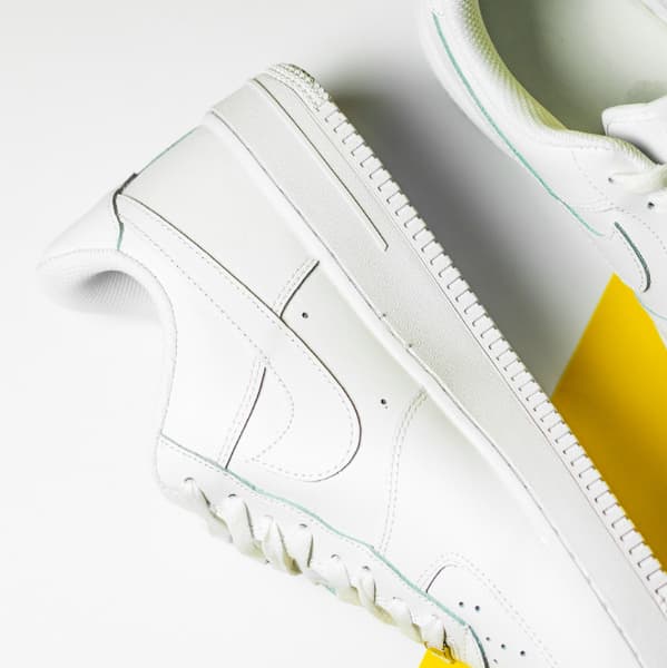 NIKE AIR FORCE 1 CW2288-111