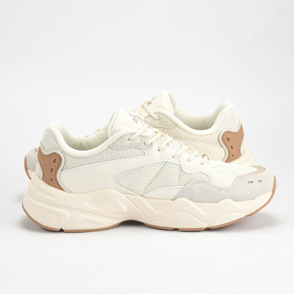 PEAK SHOES