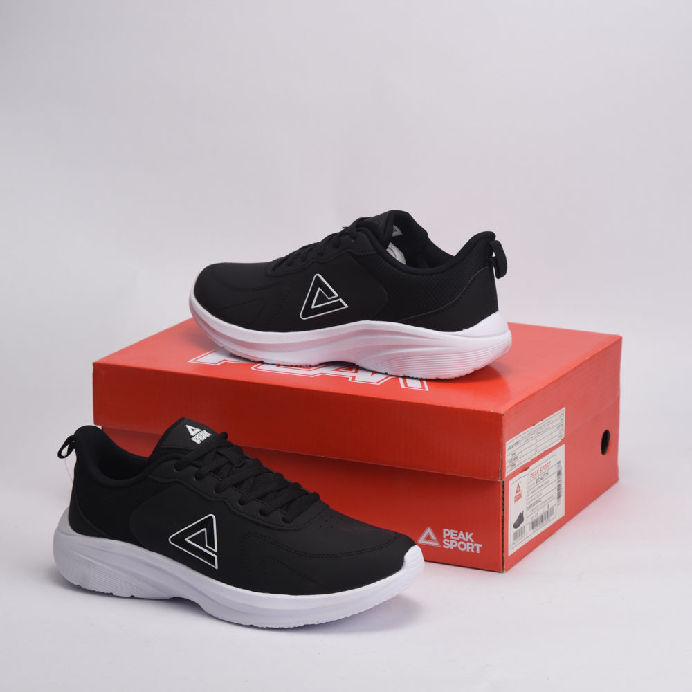 PEAK FOOTWEAR