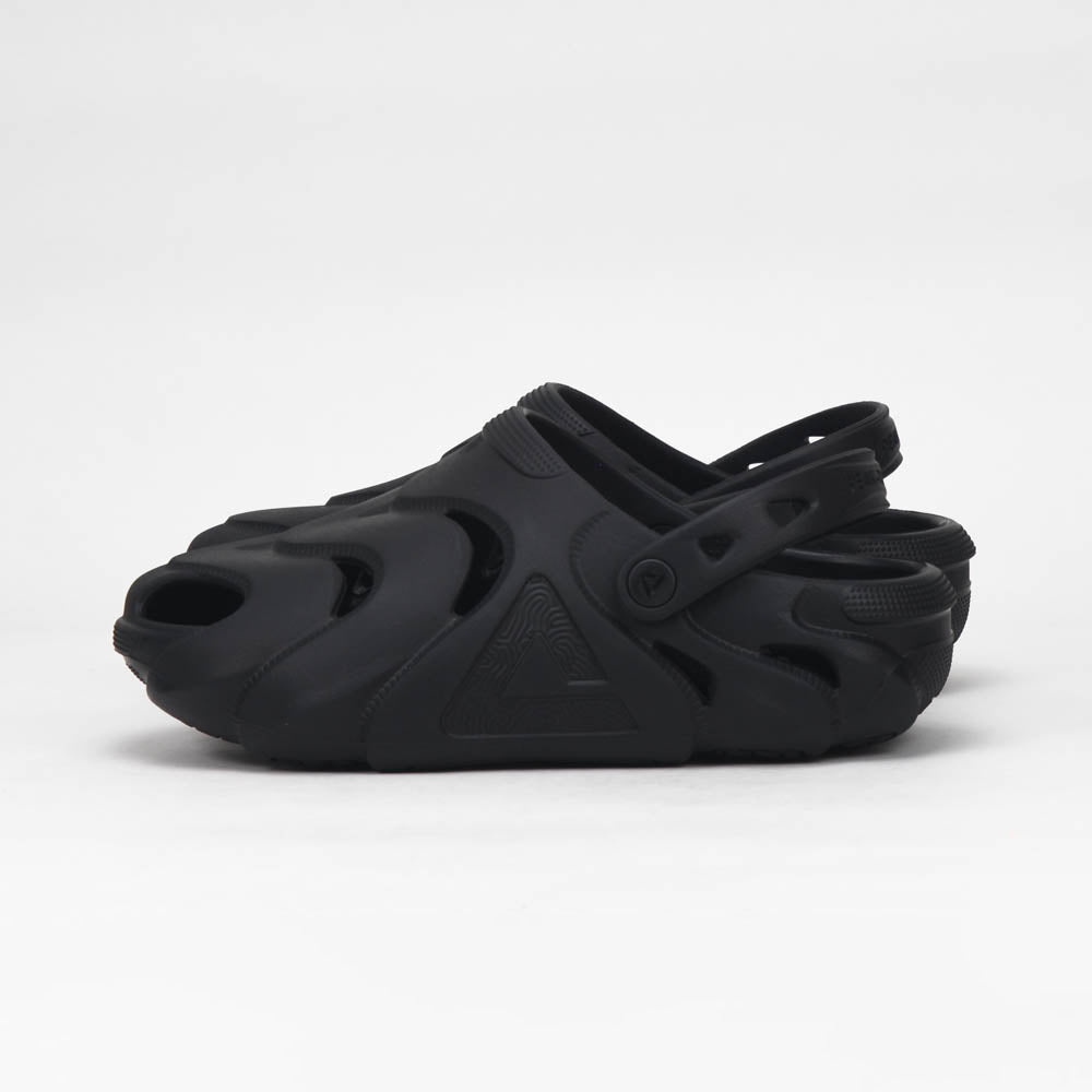 PEAK SLIPPERS SANDALS BLACK