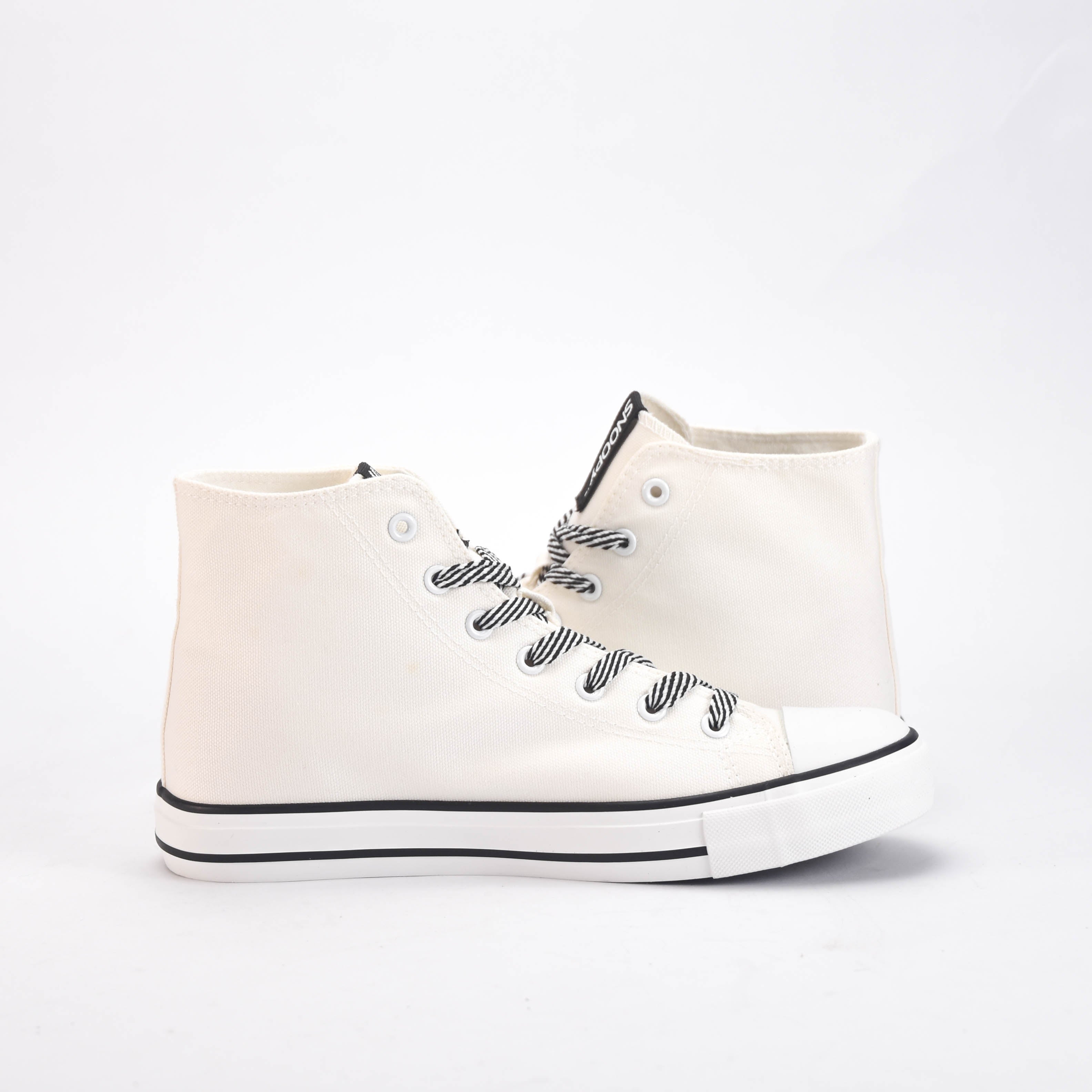 PEANUTS SHOES