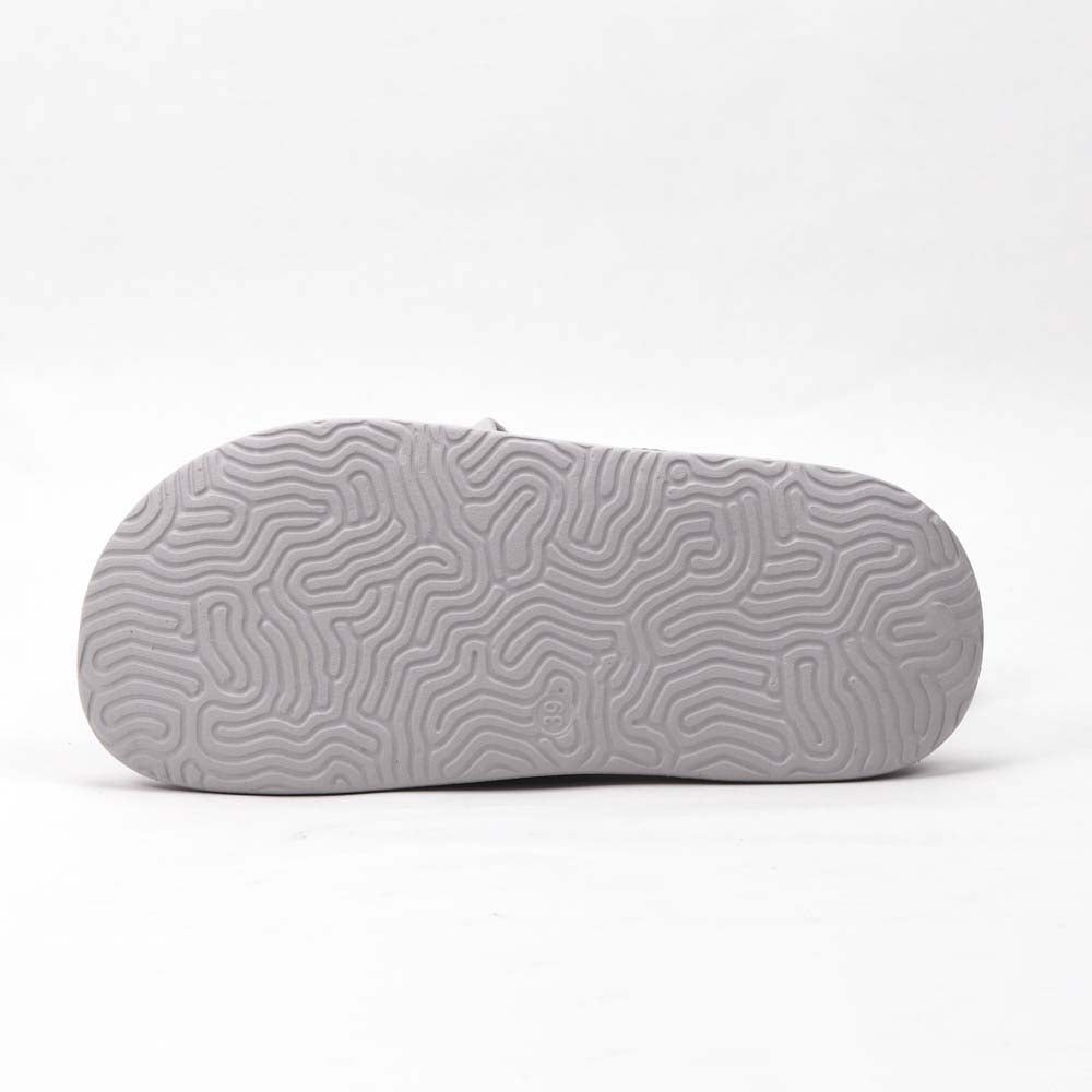 Peak Claquette