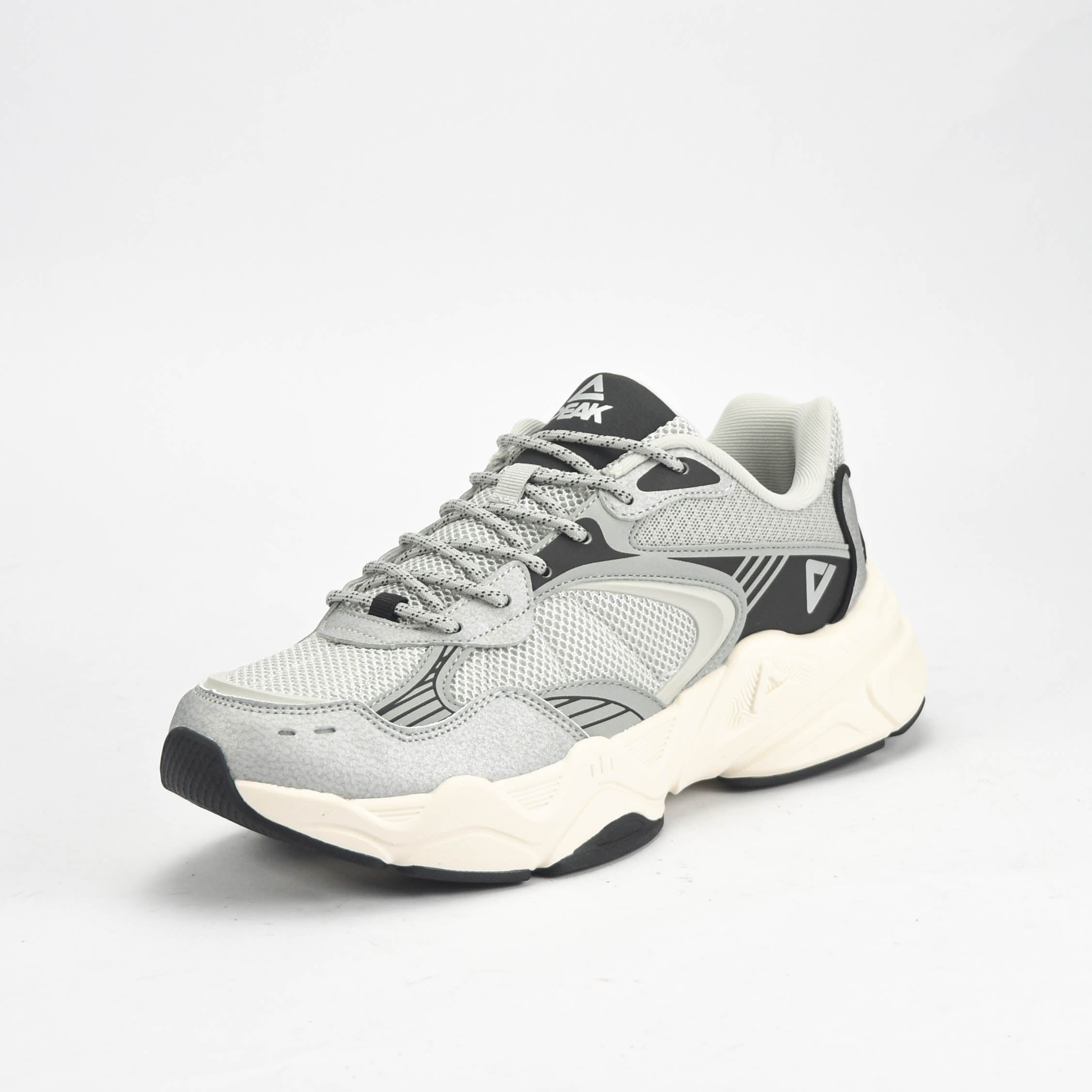 PEAK SHOES