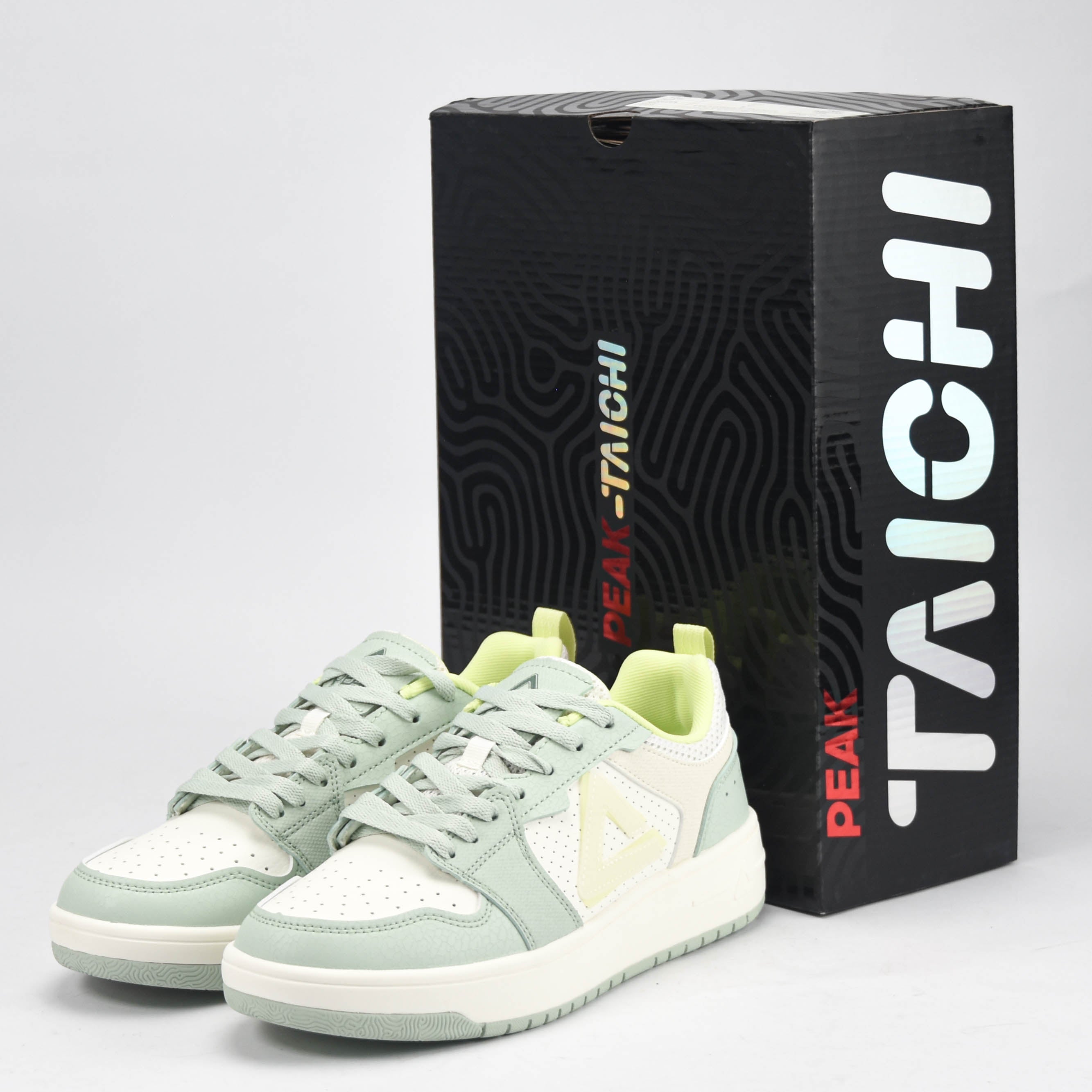 PEAK SHOES