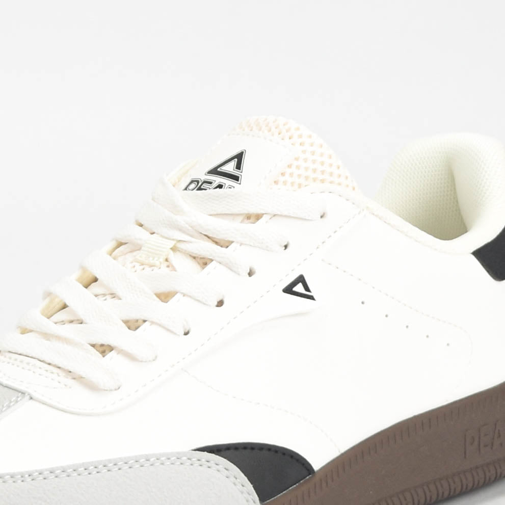 PEAK SHOES