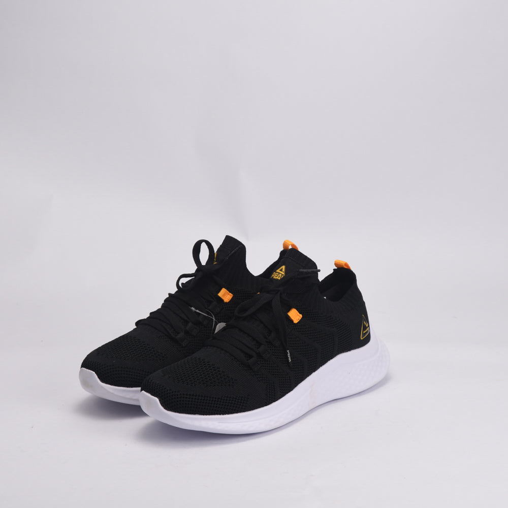PEAK FOOTWEAR