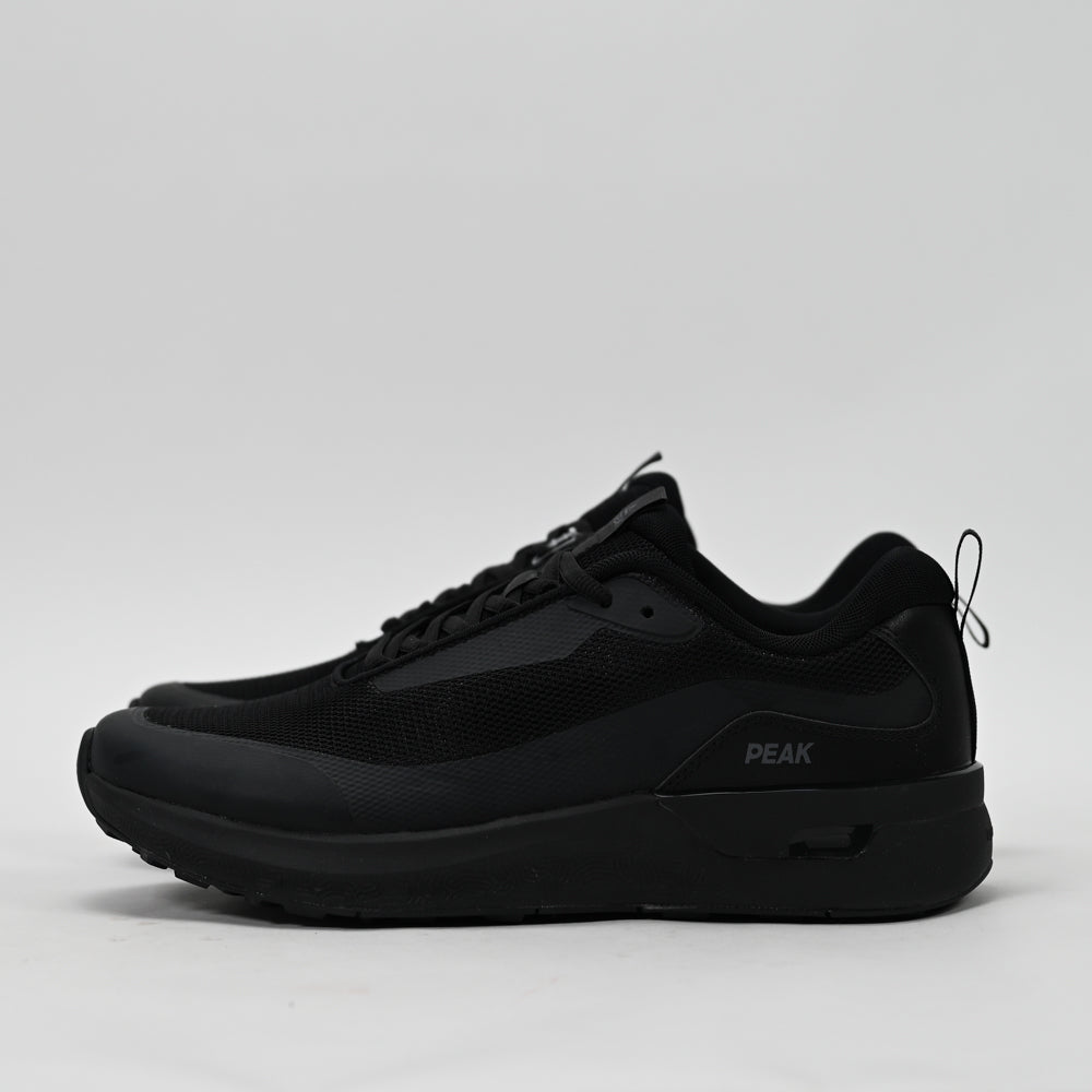 PEAK Walking Shoes, All Black
