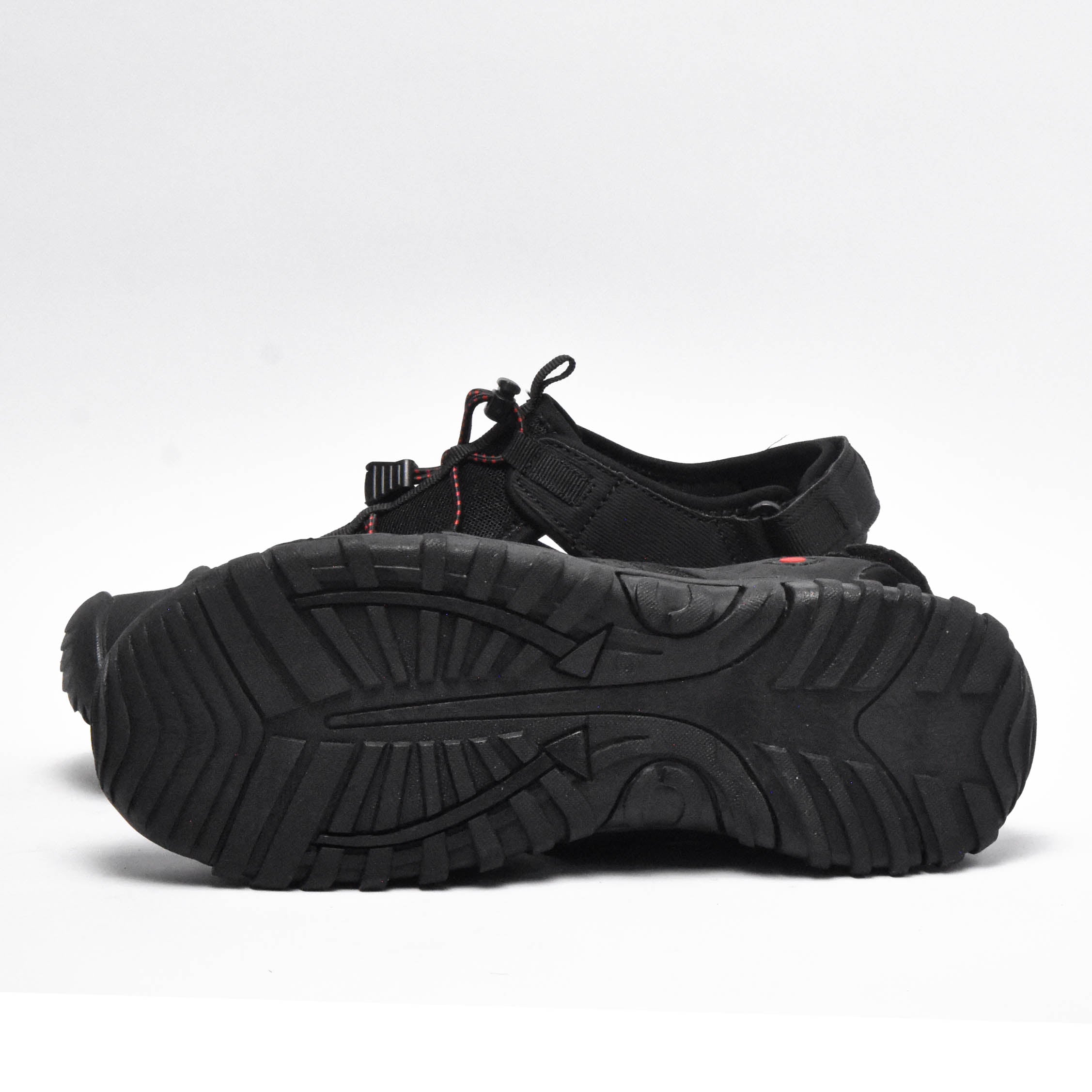 HI TEC COVE SPORT