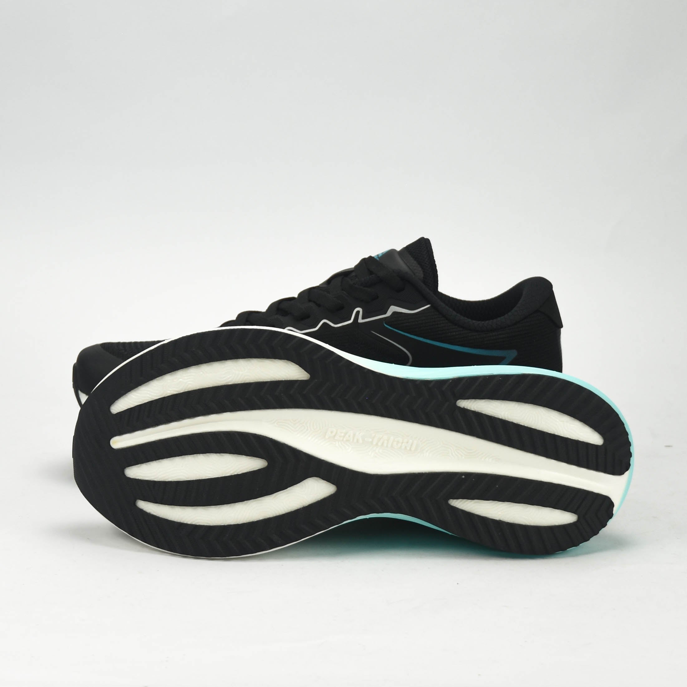 PEAK SPORTS SHOES