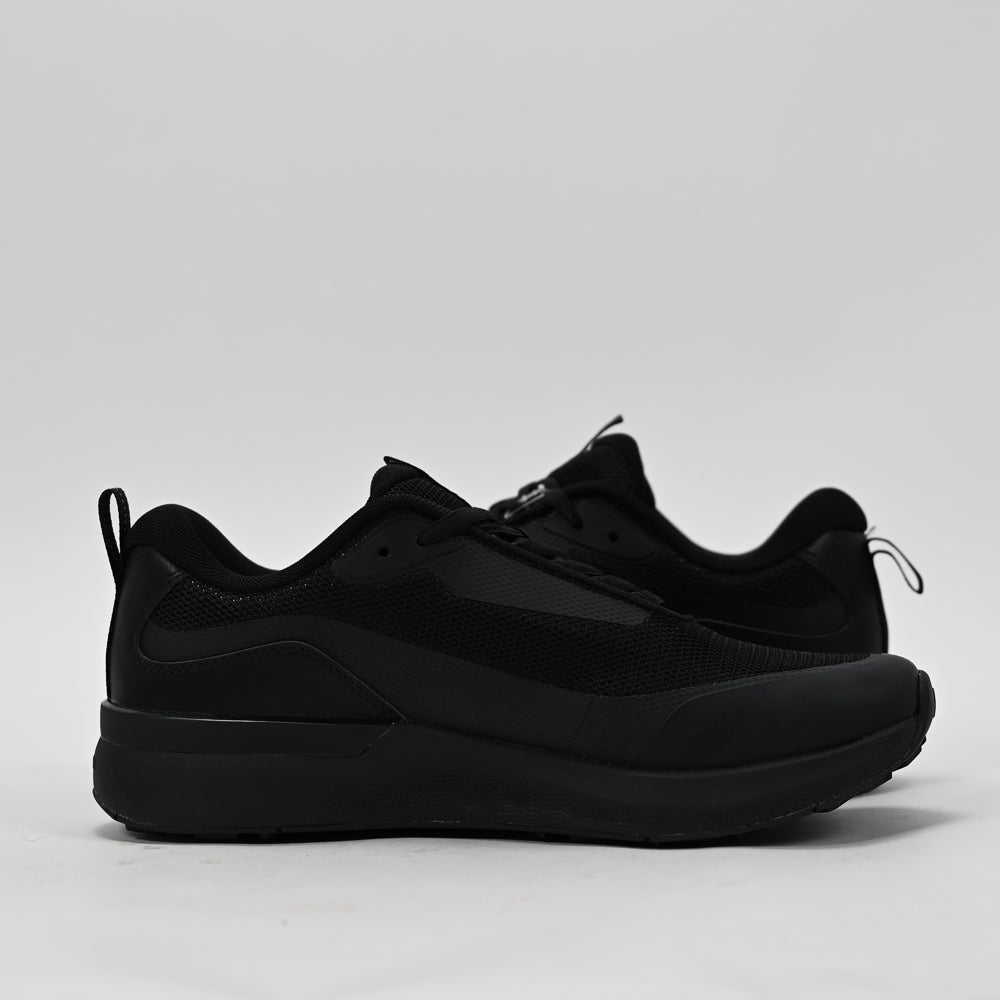 PEAK Walking Shoes, All Black