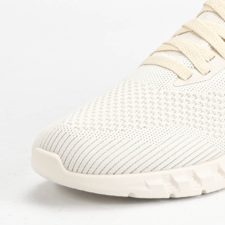 PEAK SHOES