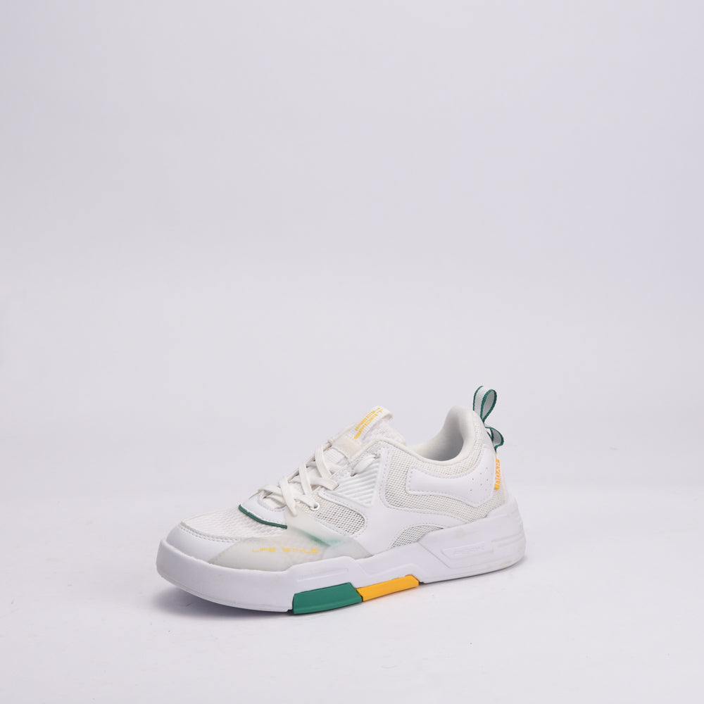 PEAK FOOTWEAR