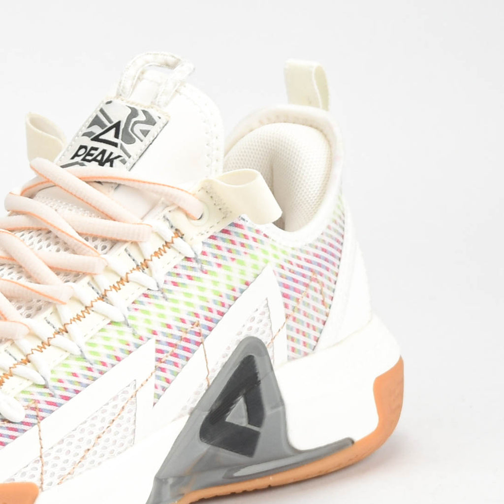 PEAK SHOES