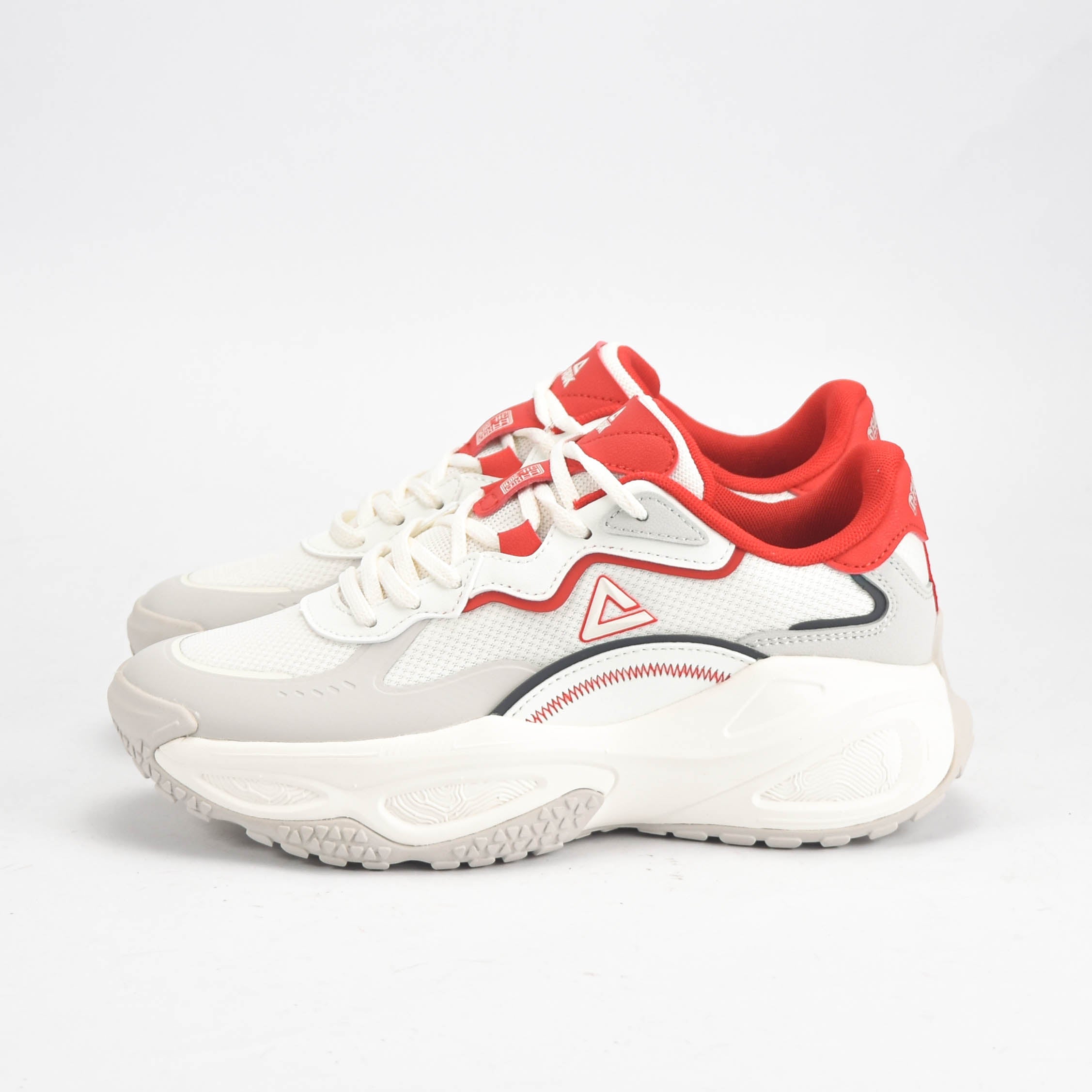PEAK SHOES