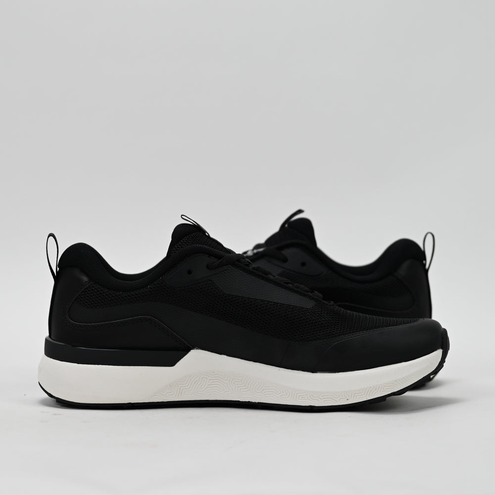 PEAK Walking Shoes, Black/White